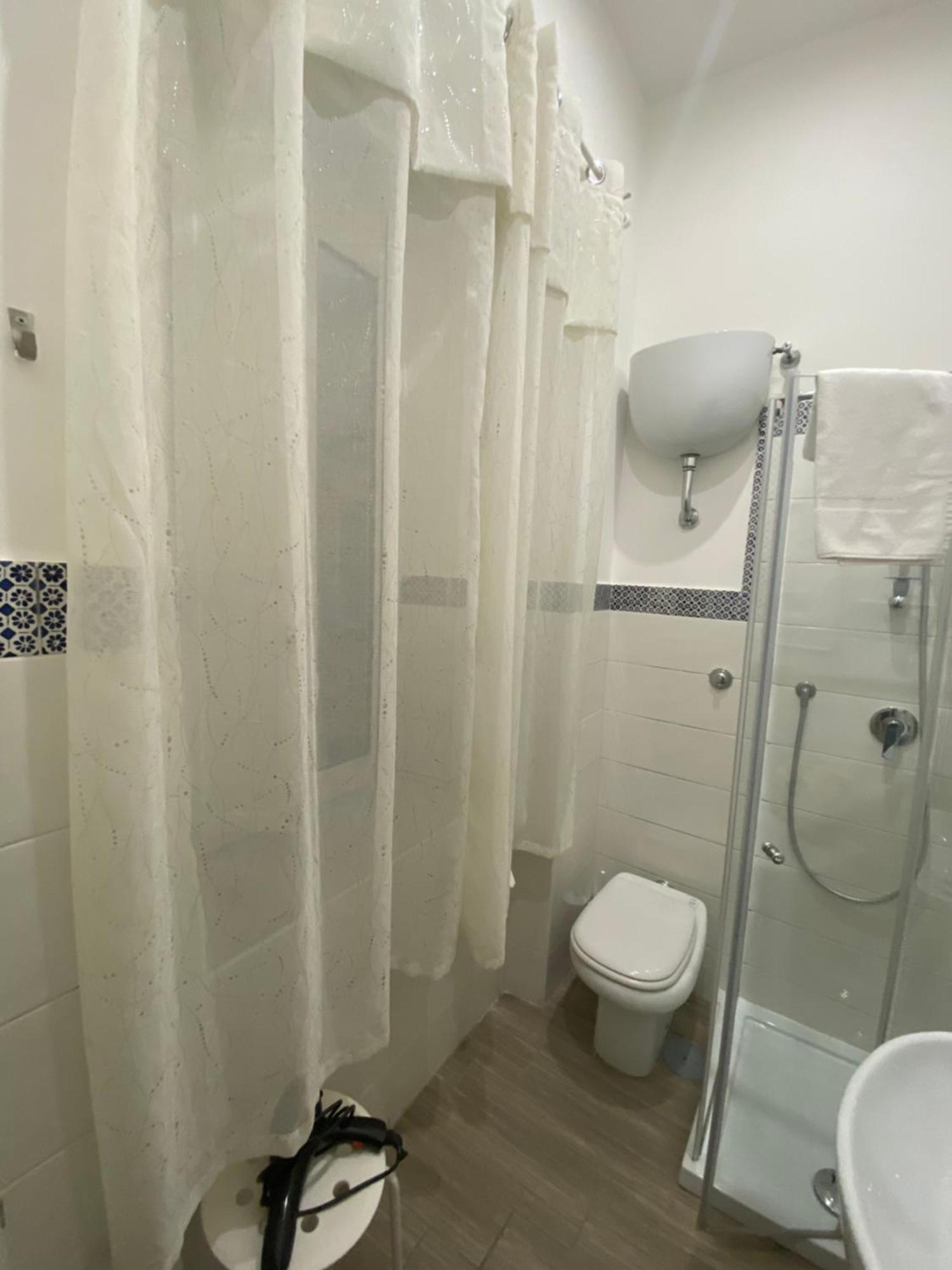 Bed & Breakfast La Dimora Dei Borboni Napoli