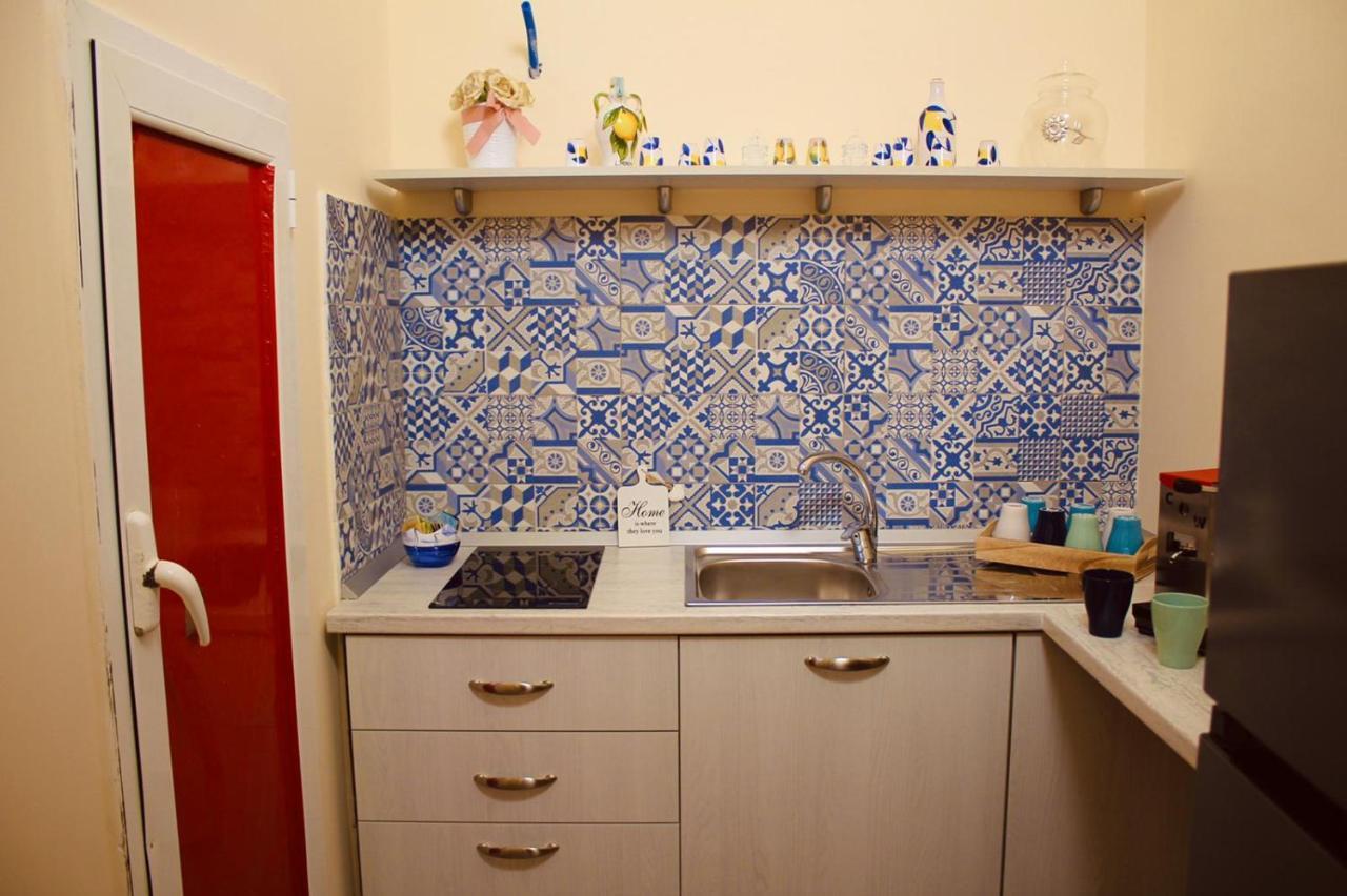 Bed & Breakfast La Dimora Dei Borboni Napoli